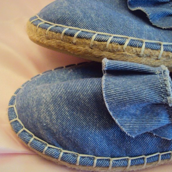 Shoes, Denim Ruffles. - Picture 7 of 7